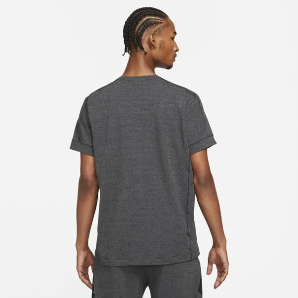 Nike Yoga Dri-Fit Men's Short-Sleeve Top in Black - Size: Medium, DH1927-032