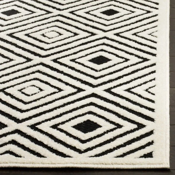 Safavieh Cottage COT913E 6&7x22 x 9&6x22 Cream - Anthracite Area Rug