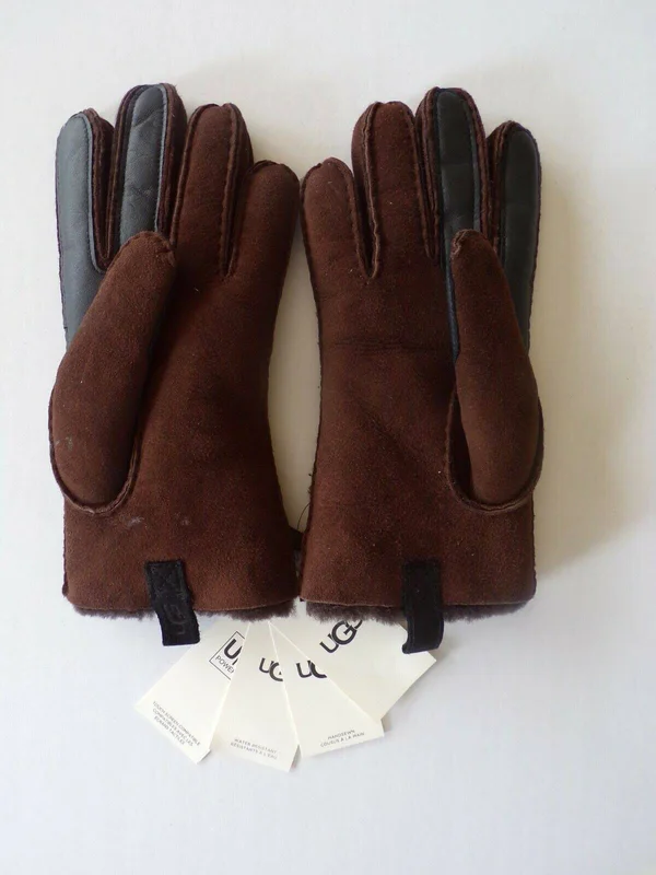 Ugg Men's Shearling 3pt Glove Sheepskin in Chocolate - Size M