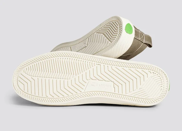 Cariuma OCA Low Washed Burn Sand Canvas Contrast Thread Sneaker Women