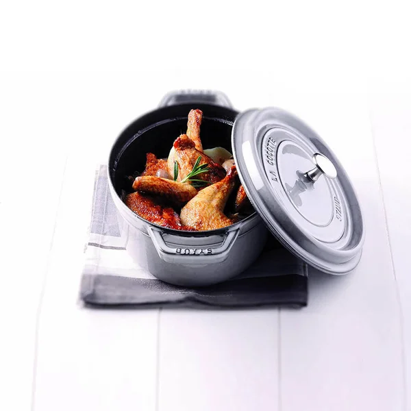 Staub Cocotte Oval 31cm Grenadine Red