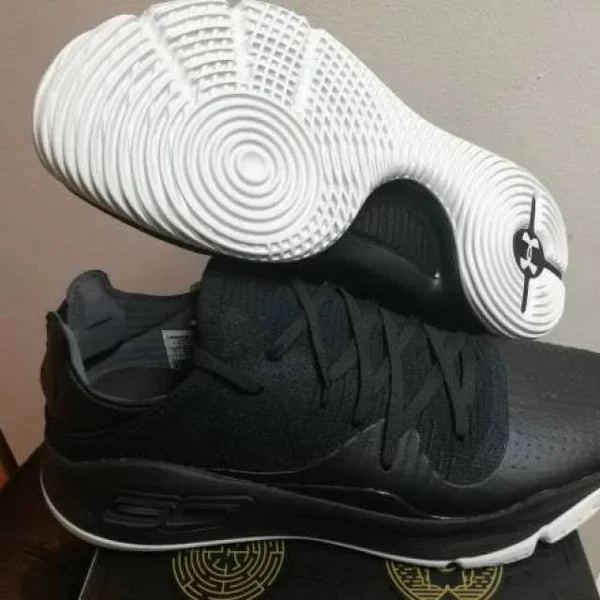 Under Armour Curry 4 Low Black Men's Basketball Shoes, Size: 9.5