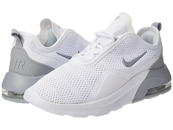 Nike Men's Air Max Motion 2 Shoes - Size: 10.0, White