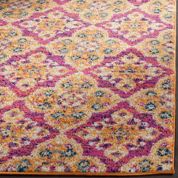 Safavieh Madison MAD605A 6&7x22 x 9&2x22 Fuchsia, Gold Area Rug