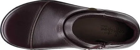 Clarks Womens Ashland Pine Booties Flat Heel - 11 Wide, Red