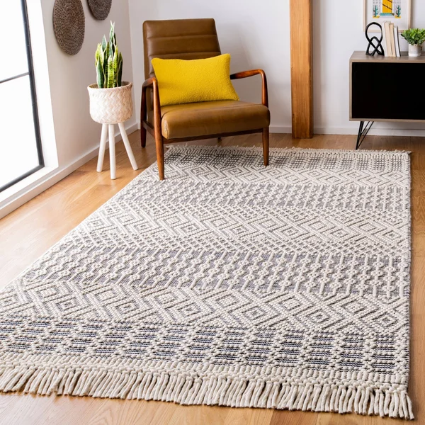 Safavieh Natura Rug Collection NAT852N - Ivory, Navy - 3& x 5&