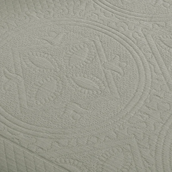 (Platinum - King) - Superior 100-percent Cotton Celtic Circle Scalloped Matelasse Bedspread