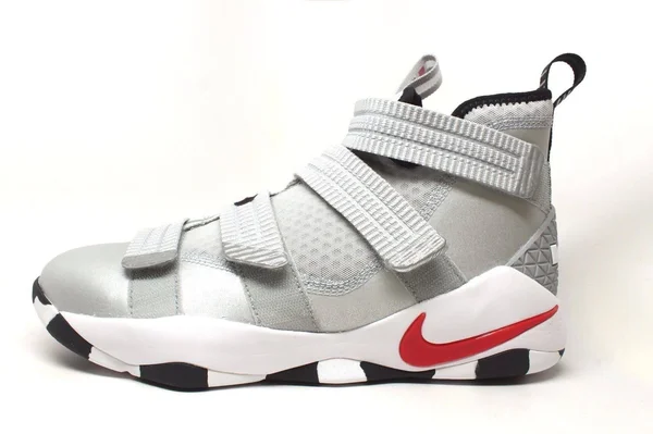 Nike Lebron Soldier XI SFG Mens Basketball Shoes