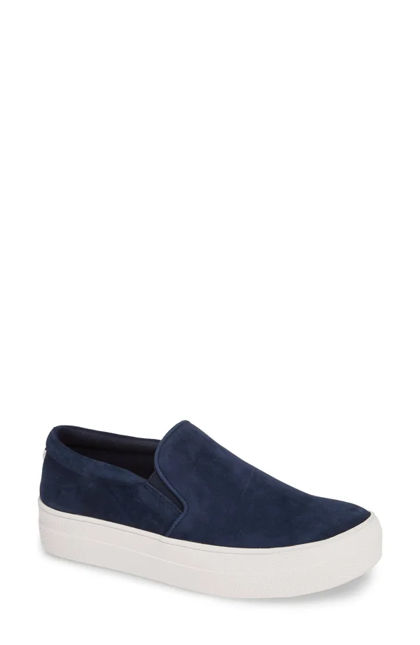 Steve Madden Gills Sneaker (Navy Suede) Women's Shoes