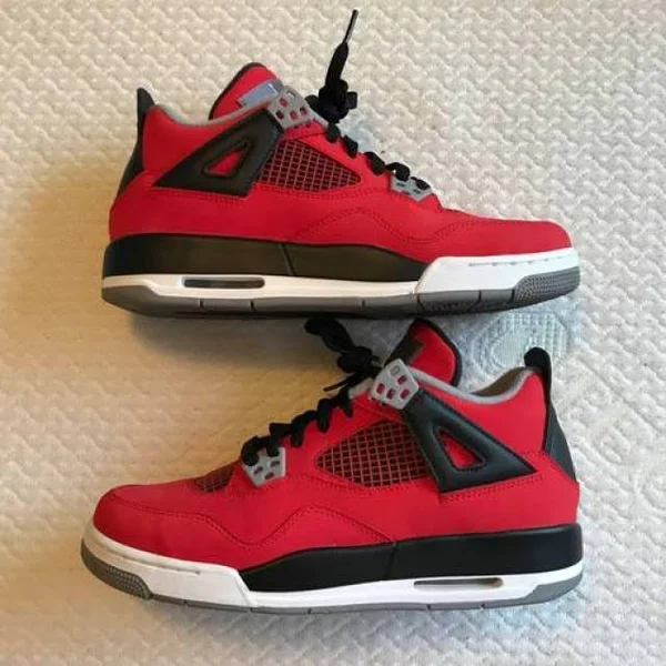 Air Jordan 4 Retro &Toro Bravo& - 308497-603 - Size 7