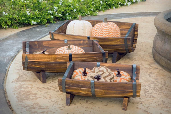 Leigh Country 3-Piece Half Barrel Planter Set