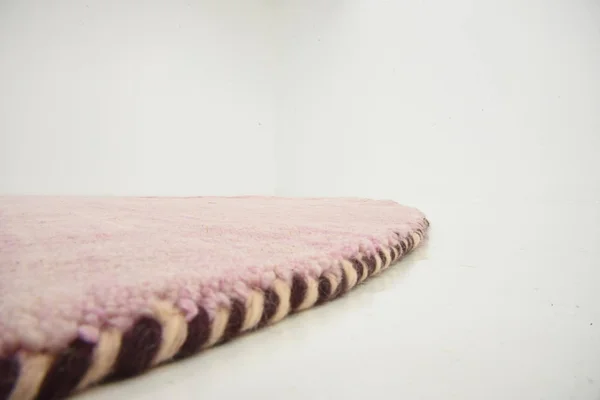 Unique Loom Solid Gava Pink 6 ft Round Area Rug