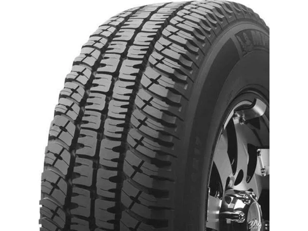 Michelin LTX A/T2 Tire (LT275/65R20 R)
