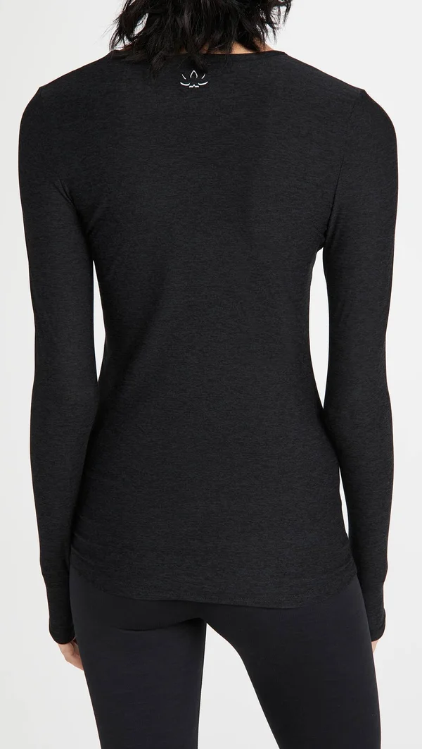 Beyond Yoga Women's Classic Crew Pullover