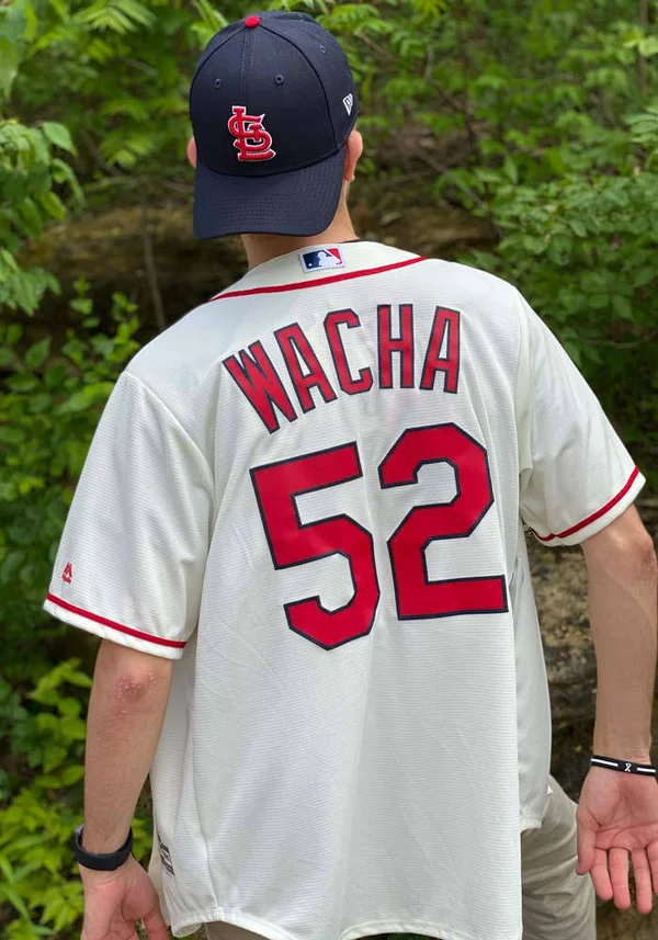 Majestic St. Louis Cardinals Cream Alternate Official Cool Base Player Replica Jersey Size: Large