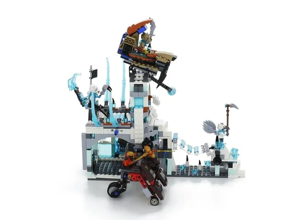 LEGO Legends of Chima 70147 - Sir Fangar&s Ice Fortress