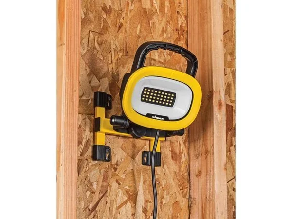Wagner 1500 Lumen Portable LED Worklight 5000 Kelvin 19 Watts - 240027