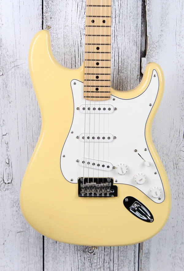 Fender Player Stratocaster - Maple - Buttercream