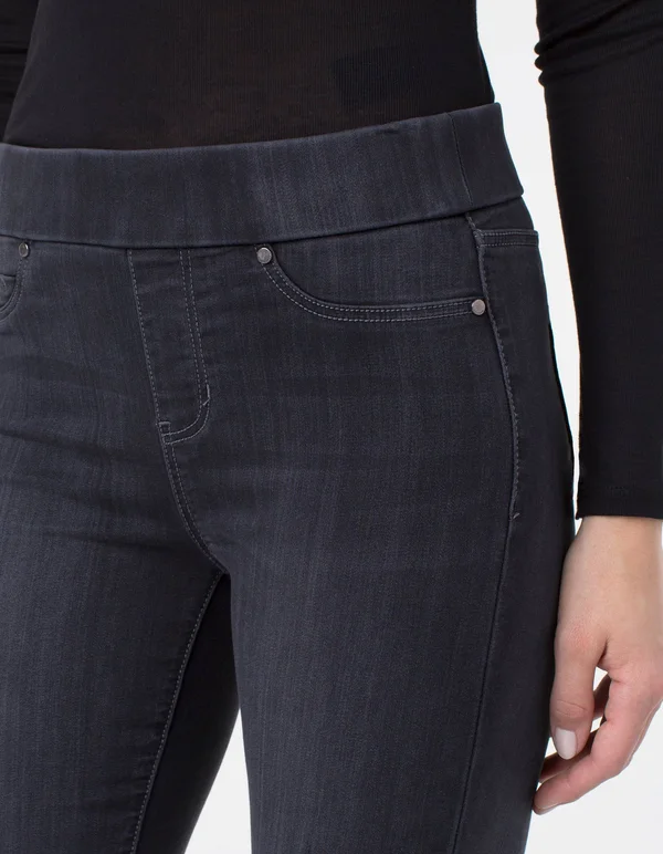 Liverpool Petite Sienna Pull-On Leggings in Silky Soft Denim in Meteorite Wash Women's Clothing Meteorite Wash : 0p 25
