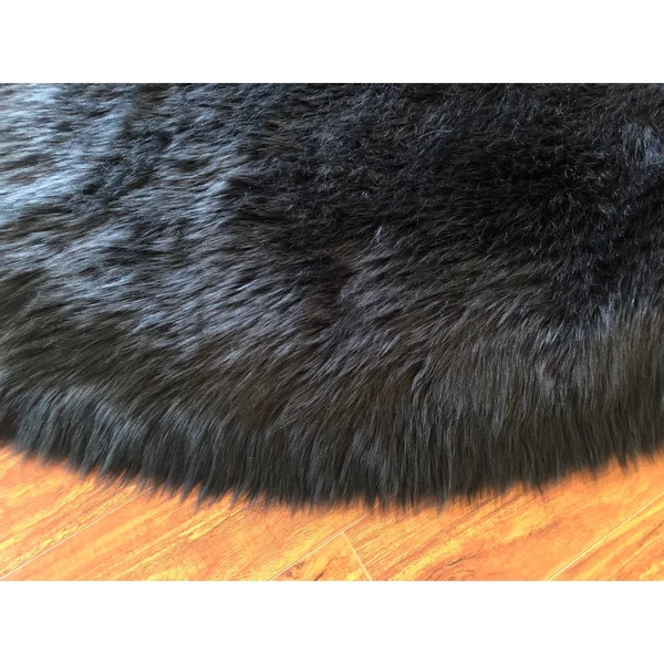 Silver Orchid Nansen Faux Sheepskin Oval Shape Shag Area Rug - 2& x 3& Oval - White