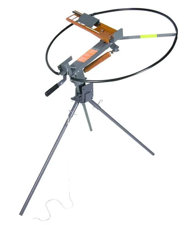 Champion Traps & Targets Skybird 3/4 Cock Trap w/Tripod(WaistHigh)