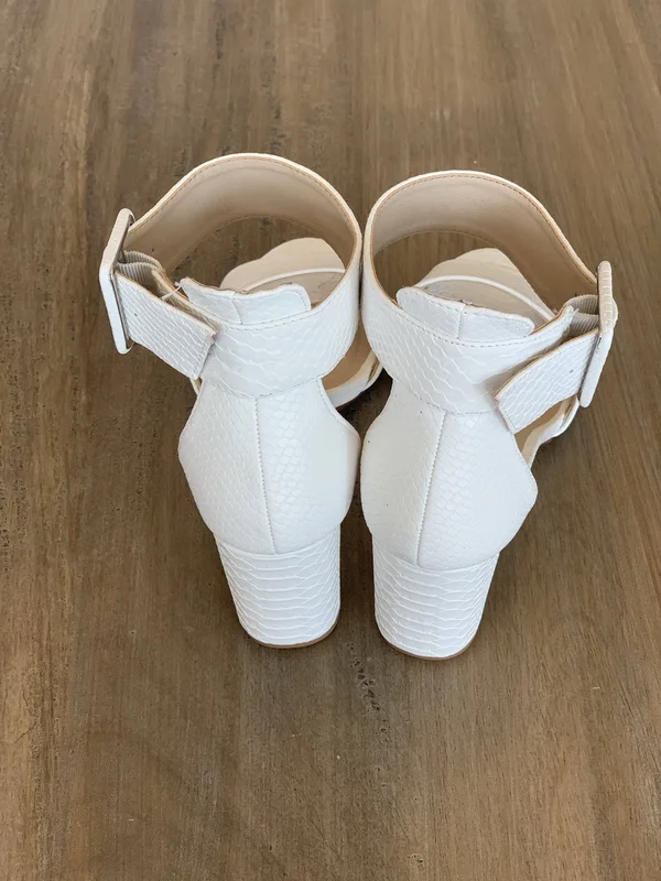 Chinese Laundry Rumor Sandal - Metallic - 10 M