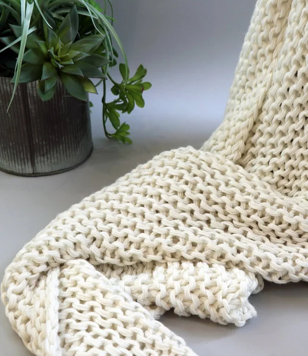 OscarOliver Luca Throw - Chocolate