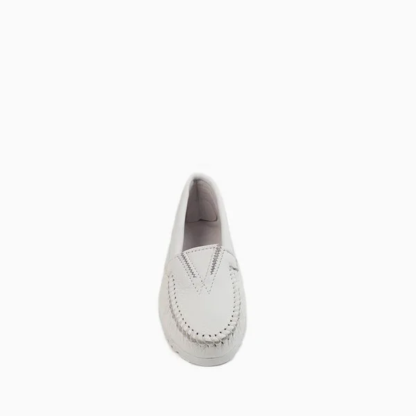 Women's Minnetonka Deerskin Gore Front Crepe Sole, Size: 10, White