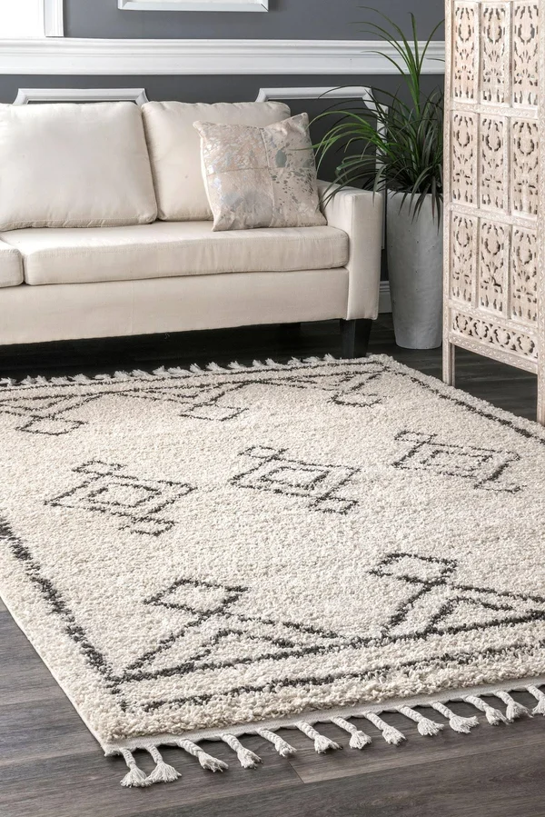 nuLOOM Mackie Moroccan Diamond Tassel Shag Runner Rug, 2& 8x22 x 8&, Off White