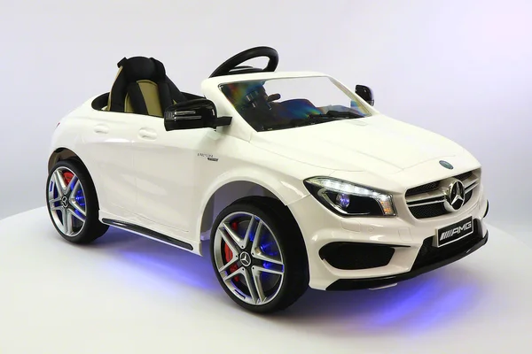 2017 Licensed Mercedes CLA45 AMG, Electric Kids Ride-On Car, Girls, 2-5 Years, MP3