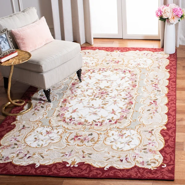 Safavieh Chelsea Ivory/Burgundy 6 ft. x 9 ft. Area Rug