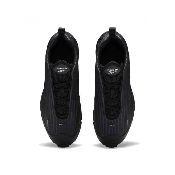 Reebok DMX Thrill in Black - Size 9.5