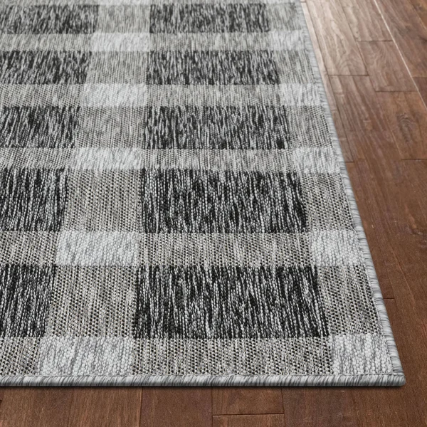 Well Woven Medusa Freya Grey Checkered 7 ft. 10 in. x 9 ft. 10 in. Indoor/Outdoor Area Rug