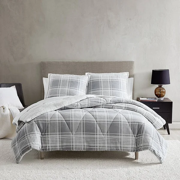 Ugg Avery 2-Piece Reversible Twin/Twin XL Comforter Set in Glacier Grey Plaid