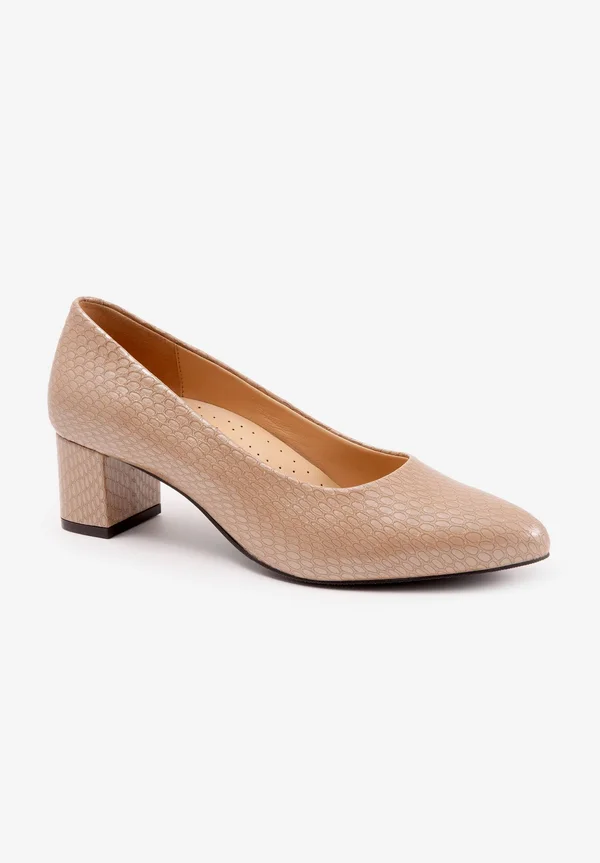 Trotters Women's Kari Pump - Size: 7, Taupe Snake Leather