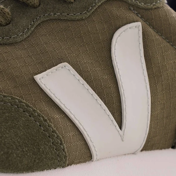 Veja Rio Branco Sneakers