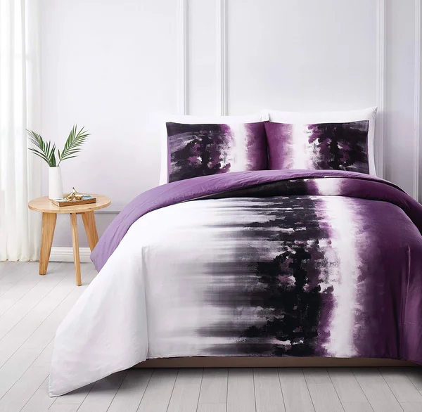 Vince Camuto Mirrea Comforter Set, King, White/Purple