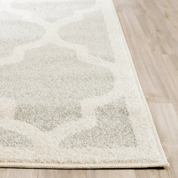 Safavieh Amherst Light Grey & Beige 5& x 8& Rug