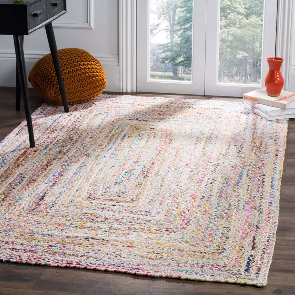 Safavieh 6& x 6& Round Braided BRD210B Ivory Multi Rug