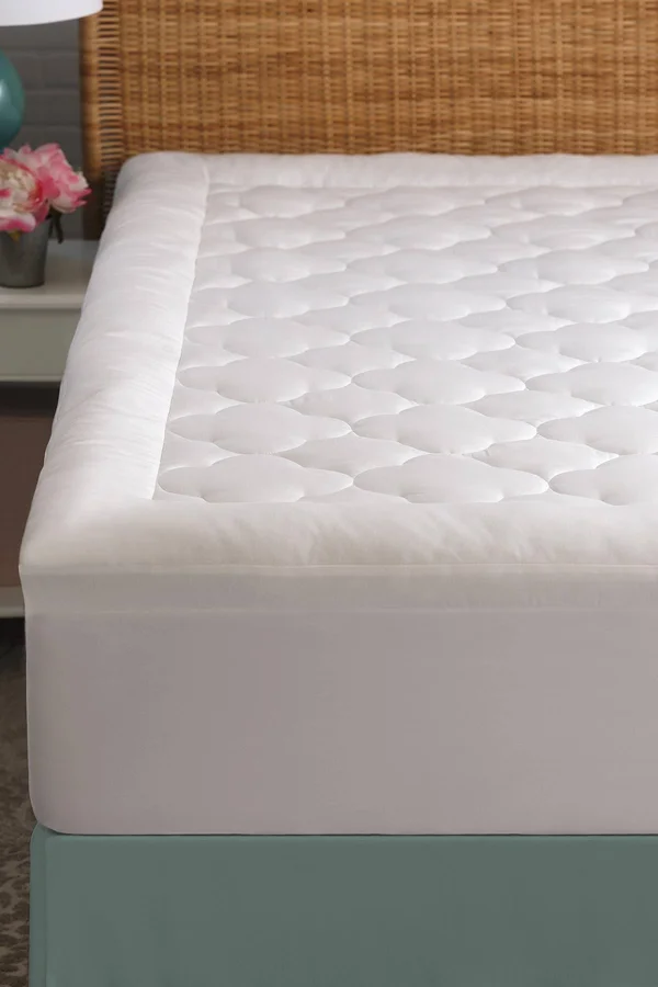 Cozy Classics Clouds Mattress Pad, Size: King, White