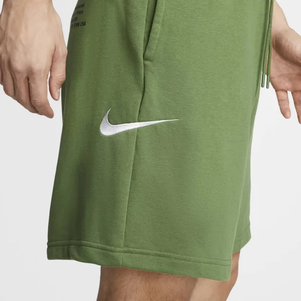 Nike Men's Swoosh Shorts-Green XL