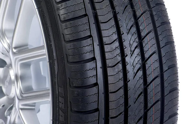 Travelstar UN33 All Season Tire - 225/50R17 98W