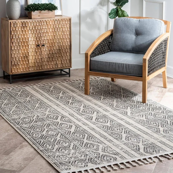 nuLOOM Chenoa Striped Tribal Tassel Area Rug, Size: 9& x 12&