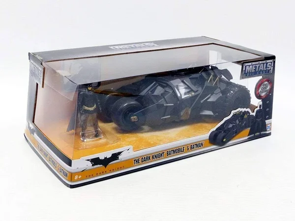 Jada Toys Boys Metals 1:24 2008 Batmobile with Figure
