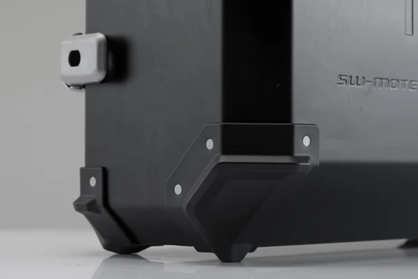 SW-Motech Trax Ion M. Side CASE. Aluminum. 37 L. Left. SILVER.