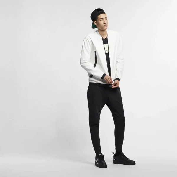 Nike Sportswear Tech Pack Men's Knit Pants Size L (Black)