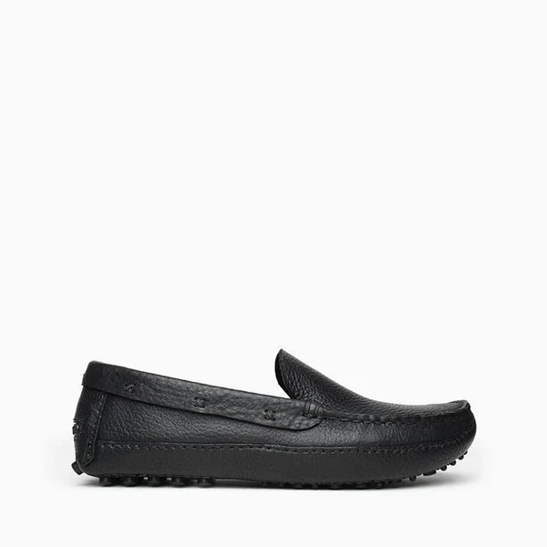 Minnetonka Moccasin - Men's P.W. Driving Loafer (The Original) in Black, Size 6W, Handmade