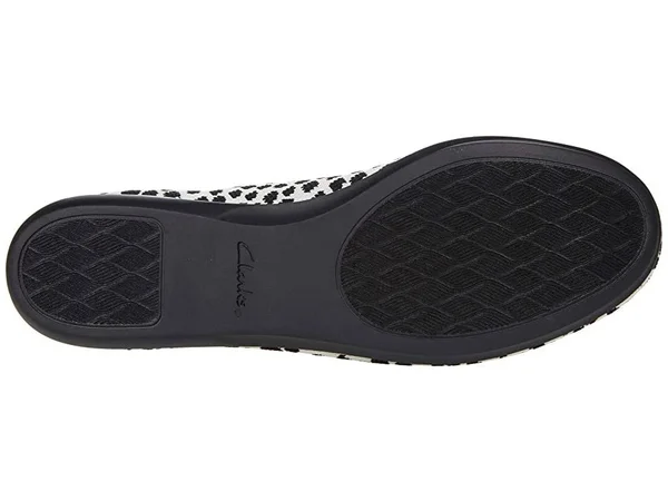 Clarks Women's Carly Dream Loafer Flat