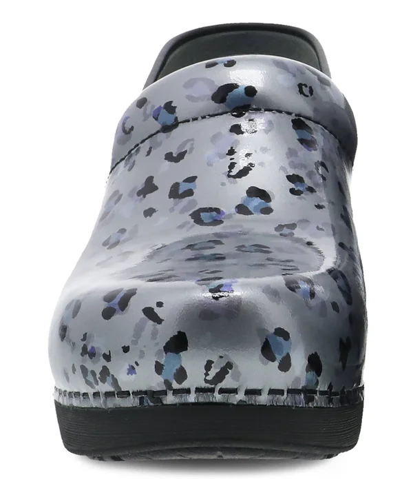 Dansko Women's XP 2.0 - Grey Leopard Patent Size: 40 M