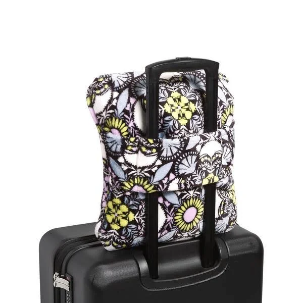 Vera Bradley Plush Fleece Travel Blanket in Plaza Medallion